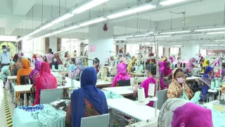 পোশাক খাতে বিনিয়োগে আগ্রহ কমছে উদ্যেক্তাদের